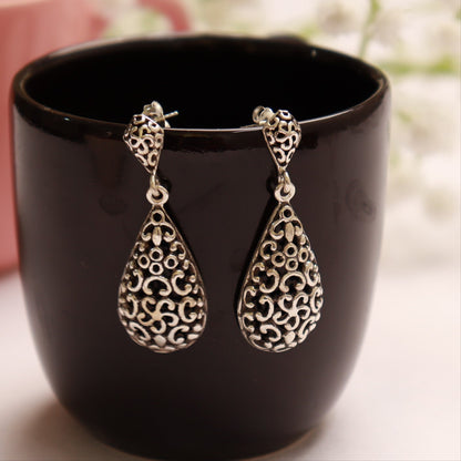 Vintage flora earrings