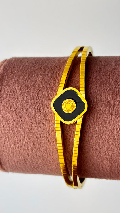 Modern evil eye bracelet