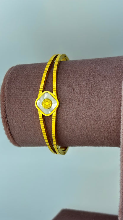 Modern evil eye bracelet