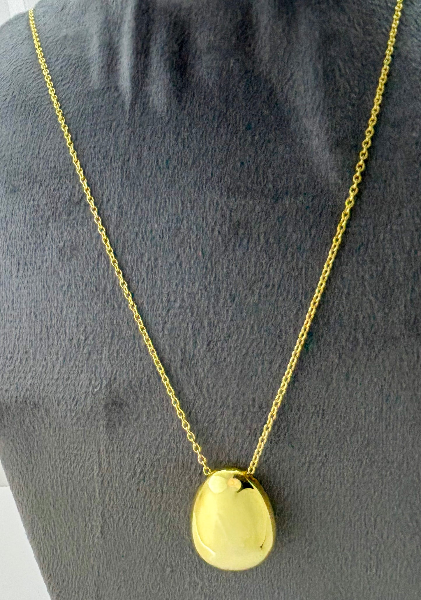 Gold-toned sterling silver pendant with intricate detailing – handcrafted sustainable fashion jewelry by Adiva Jewelry, perfect for everyday wear, affordable luxury, and is a great gifting idea for your special ones. Great for Men and Women both and unisex jewelry